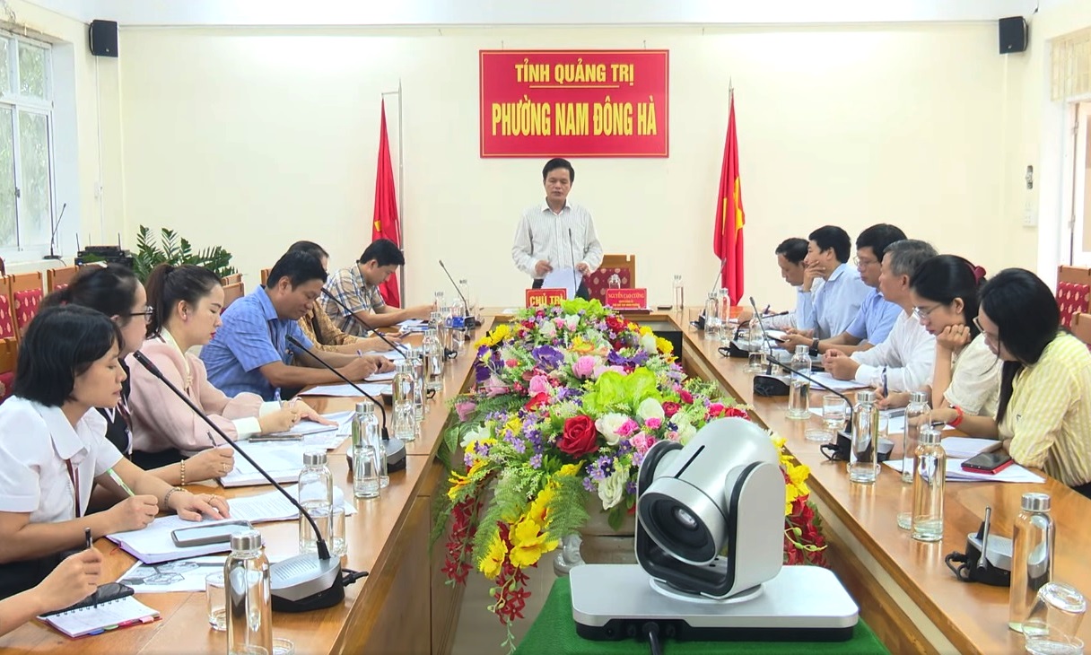 Thường trực HĐND phường Nam Đông Hà giám sát chuyên đề tại Trung tâm Phục vụ hành chính công phường