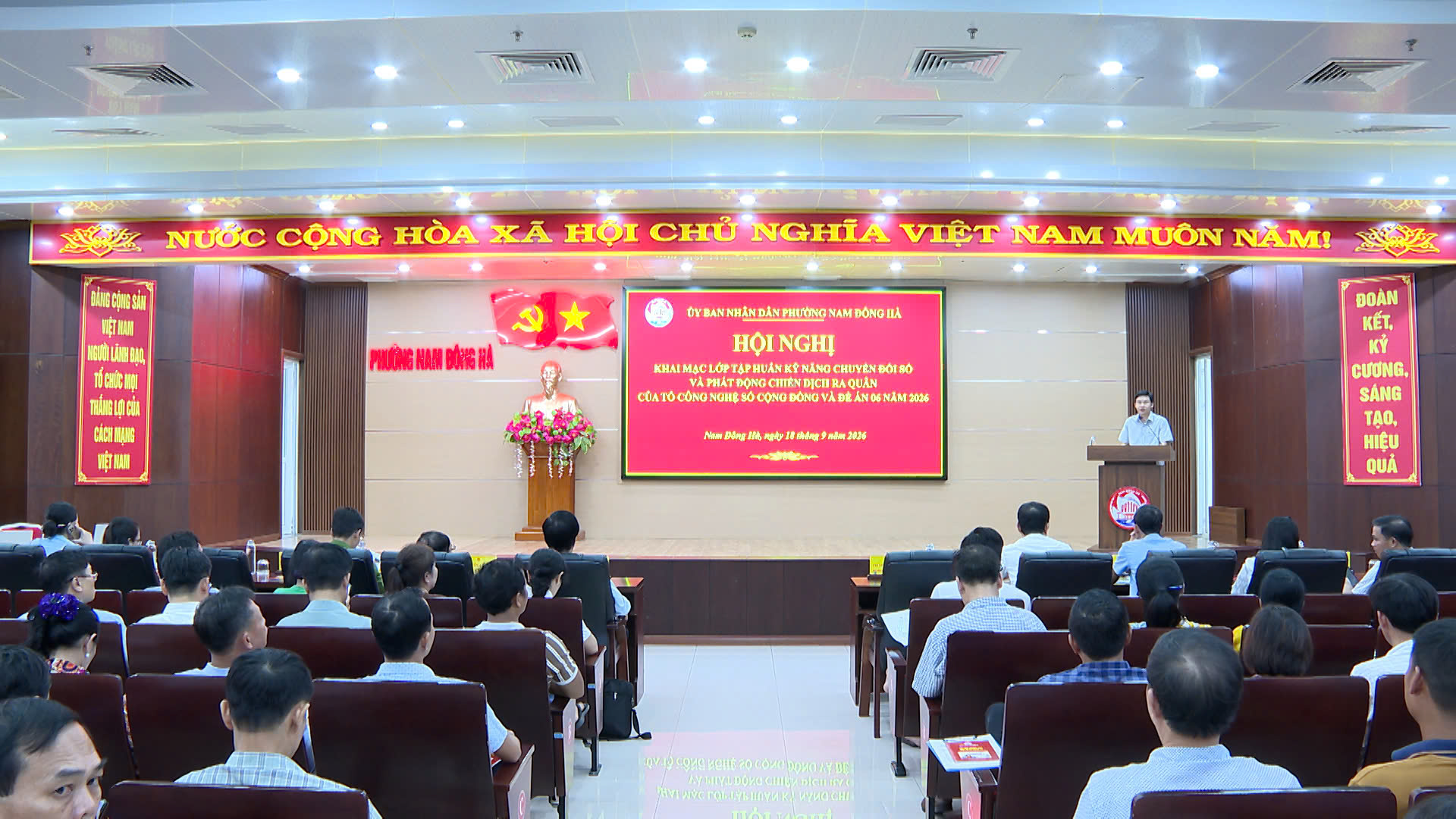 Phường Nam Đông Hà tập huấn kỹ năng chuyển đổi số, phát động Chiến dịch ra quân Tổ Công nghệ số cộng đồng và Đề án 06 năm 2026