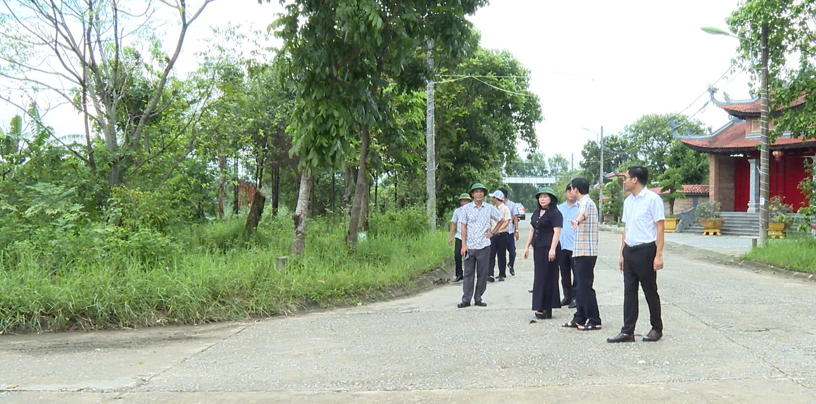 Lãnh đạo UBND phường Nam Đông Hà kiểm tra các công trình dự án đề xuất chuyển tiếp