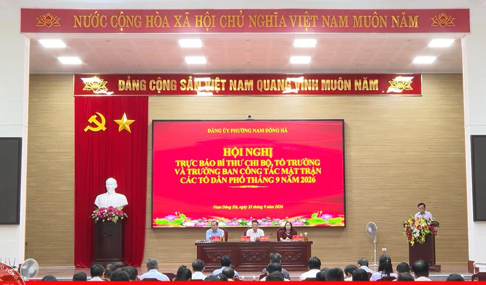 Đảng ủy phường Nam Đông Hà trực báo Bí thư Chi bộ,Tổ trưởng và Trưởng ban Công tác Mặt trận các tổ dân phố